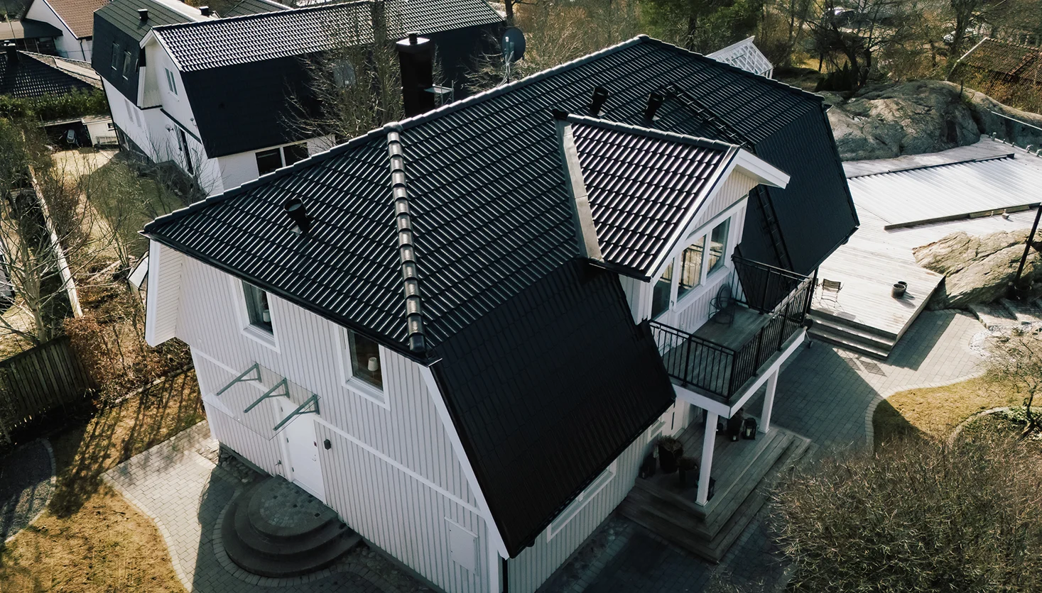 Villa med nylagt tak utfört av MJ Tak